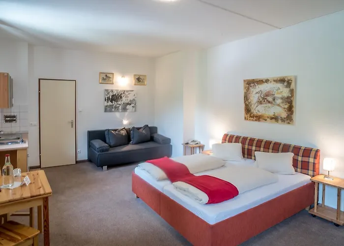 Hotel Kaerntnerhof 3*